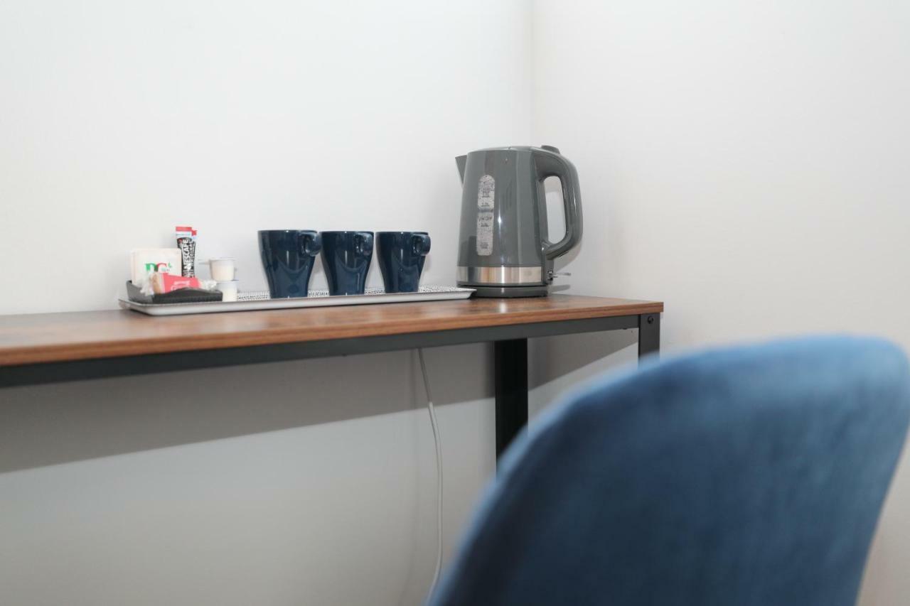ゴールダーズ パーク ホテル ロンドン エクステリア 写真