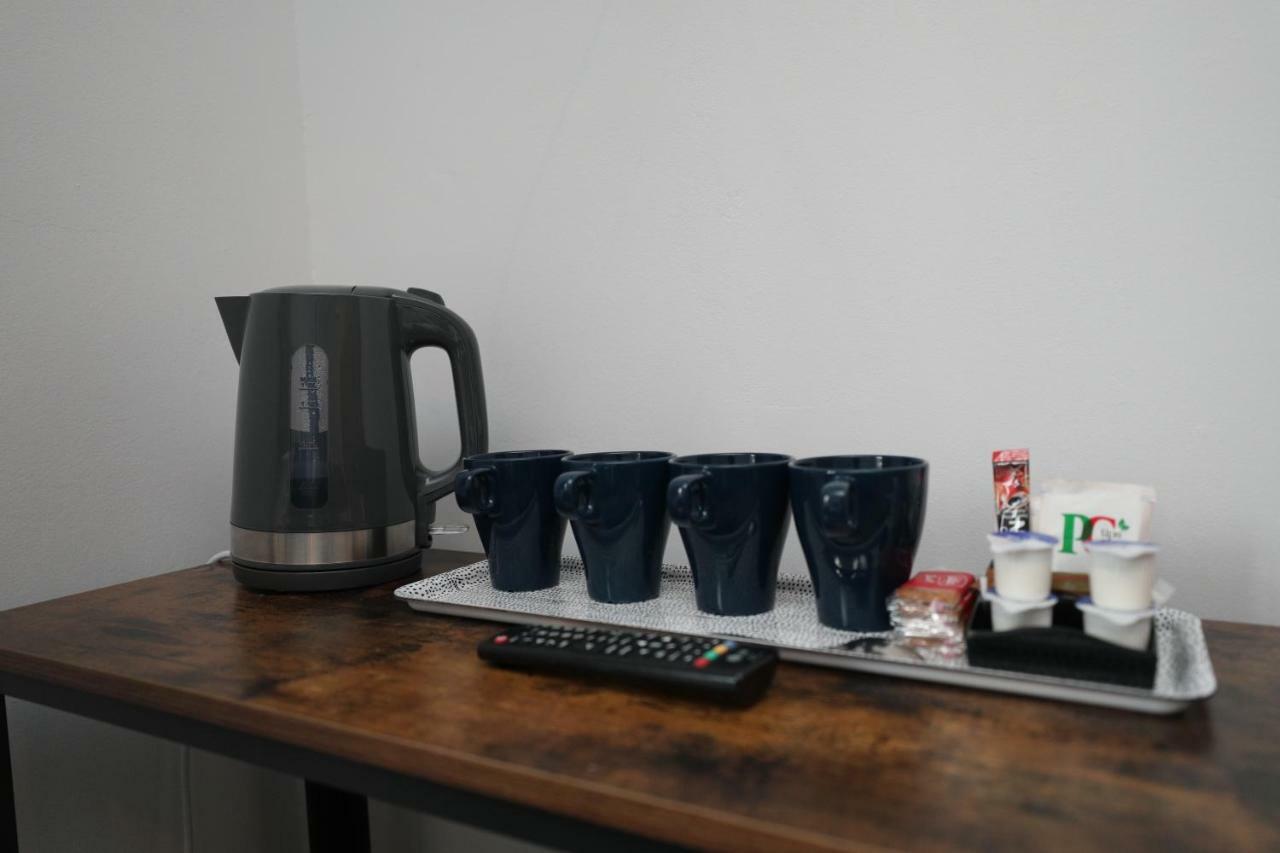 ゴールダーズ パーク ホテル ロンドン エクステリア 写真